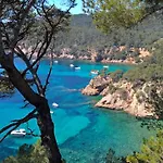 Nature Et Loisirs: Parking/ Piscine * Bandol